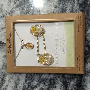 Bellissima Queen Anne's Lace Necklace + Hair Pins